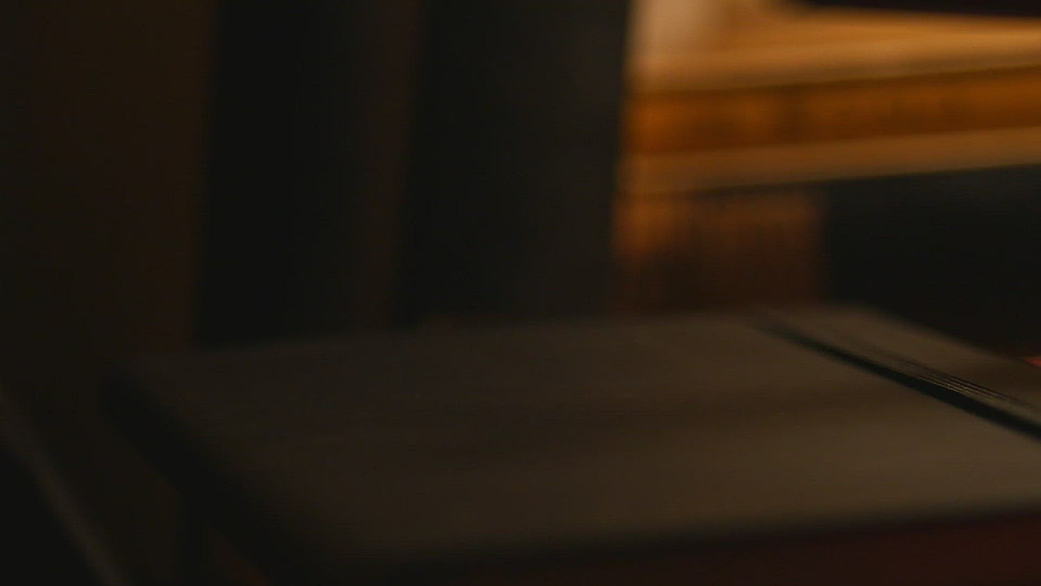 Era Füllfederhalter Mahagoni, Produktvideo mit Detailaufnahmen