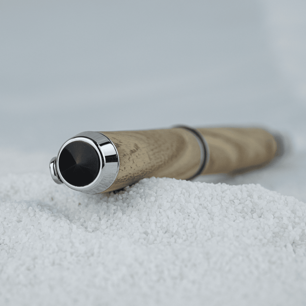 Eld Tintenroller Esche liegend, geschlossen