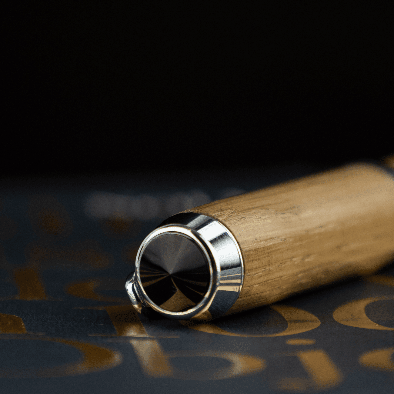 Oak Füllfederhalter Eiche Detailaufnahme Verschlusskappe