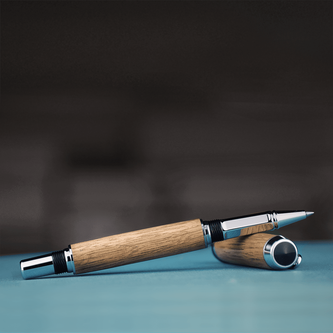 Oak Tintenroller Eiche liegend, offen