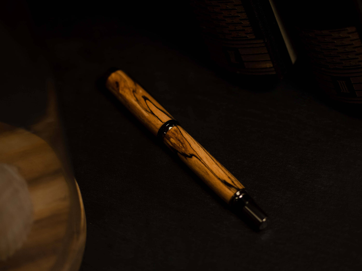 Speke Tintenroller Stockbuche Detailaufnahme Maserung