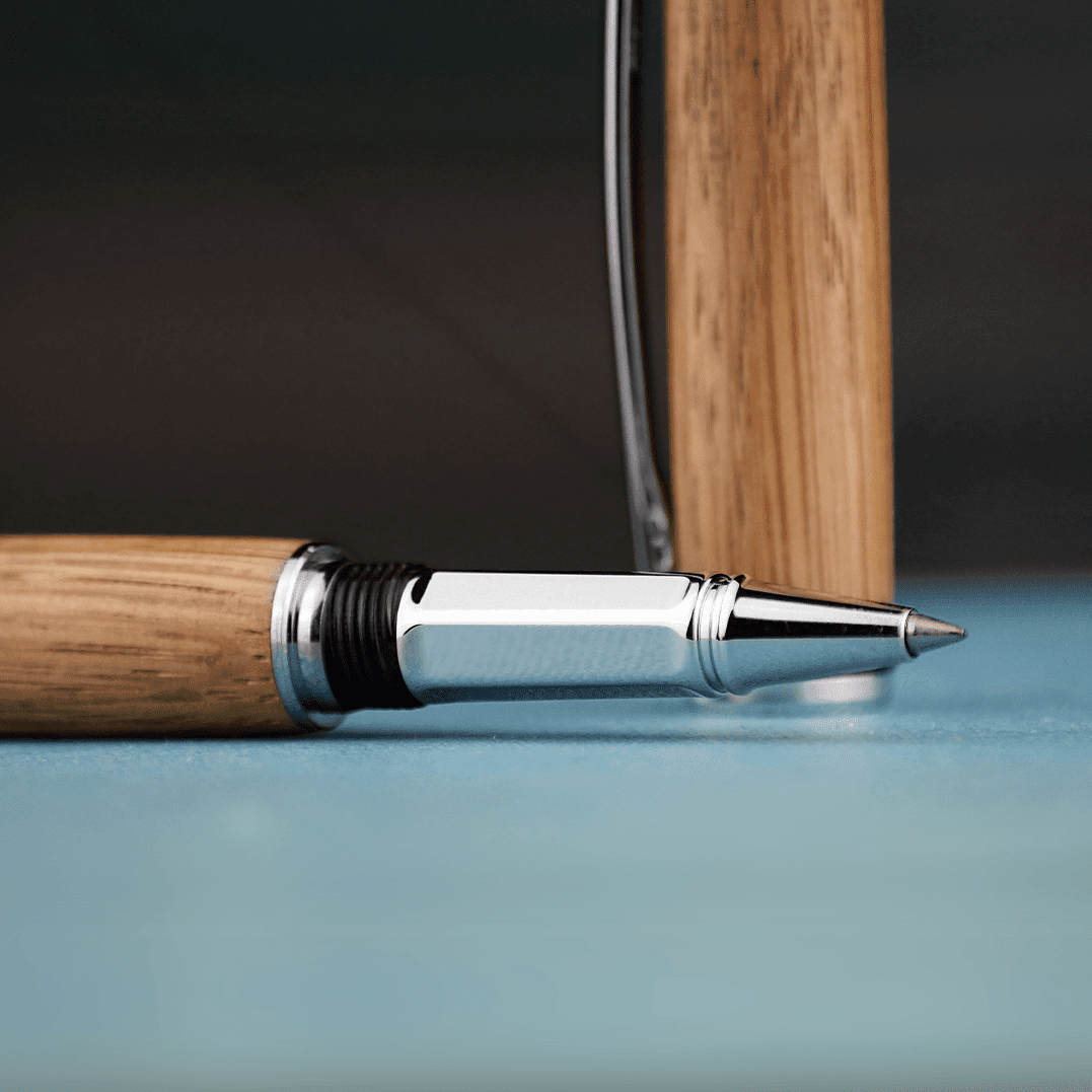 Oak Tintenroller Eiche Detailaufnahme Stiftspitze